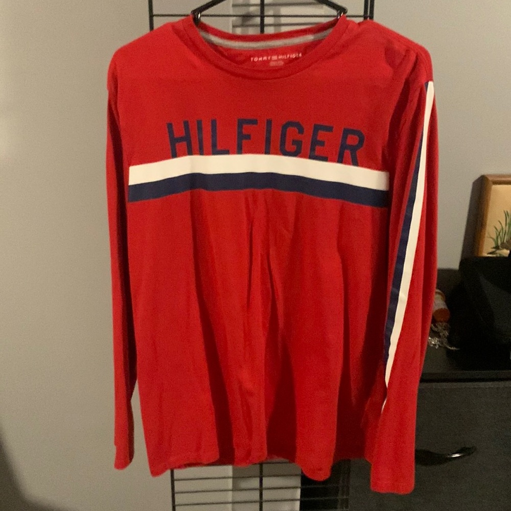 Tommy Hilfiger long sleeve tee